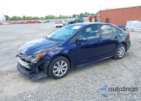 2021 Toyota Corolla Le z USA, uszkodzony, nr VIN JTDEPMAEXMJ178131